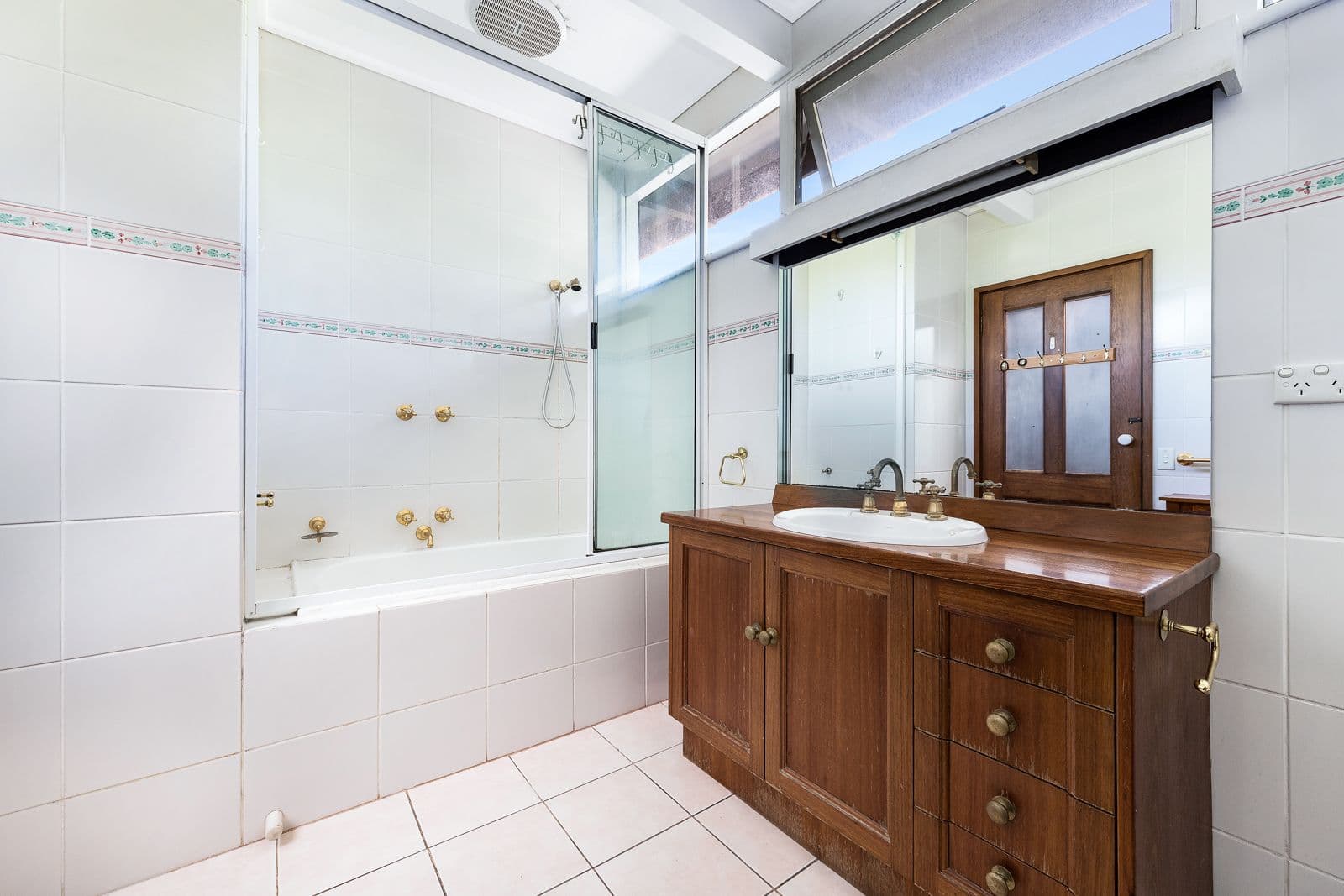 29 Hillside Road, Mount Waverley VIC 3149, Mount Waverley - Thumbnail 6