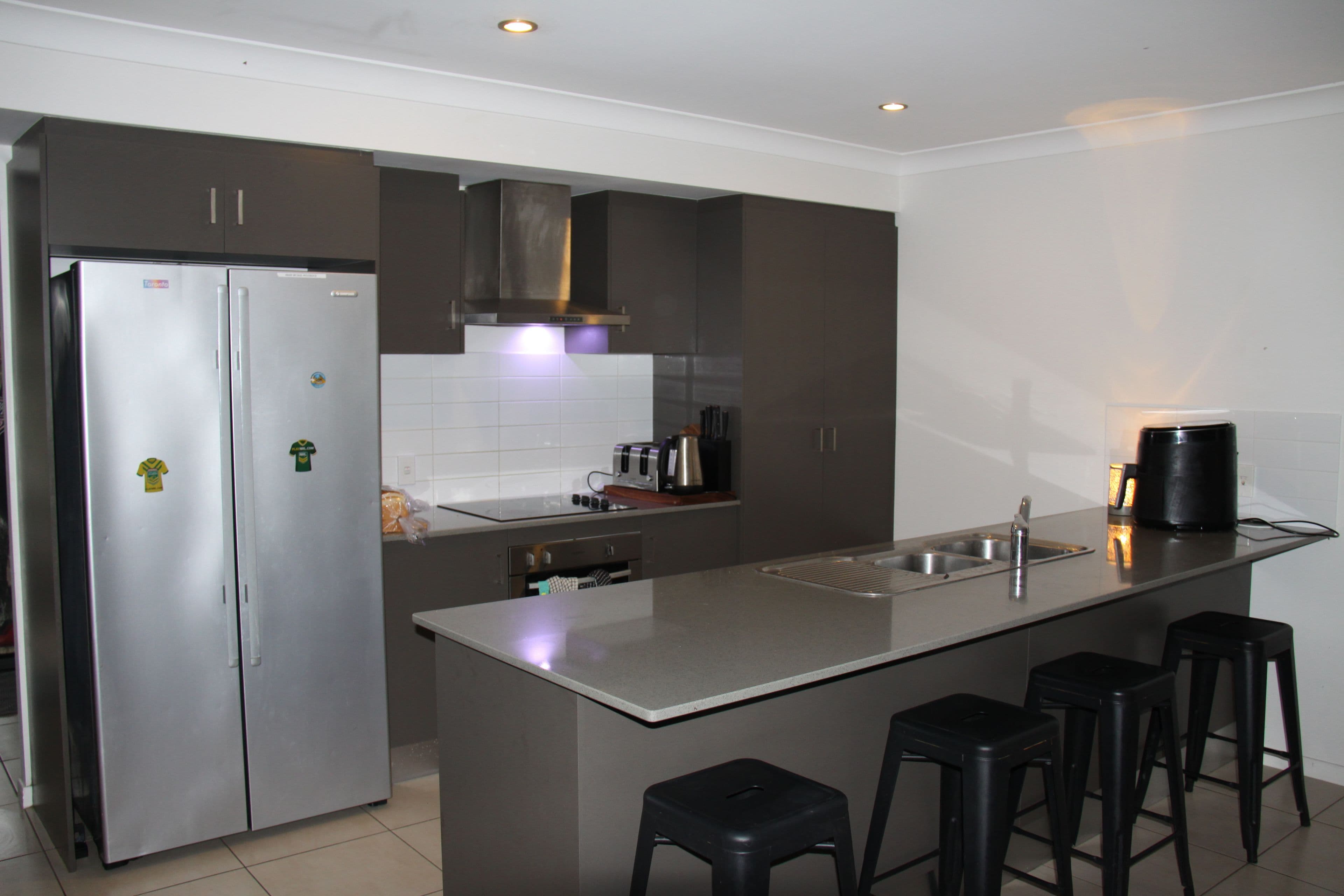 6 Jardine Street, Boyne Island QLD 4680, Boyne Island - Thumbnail 4