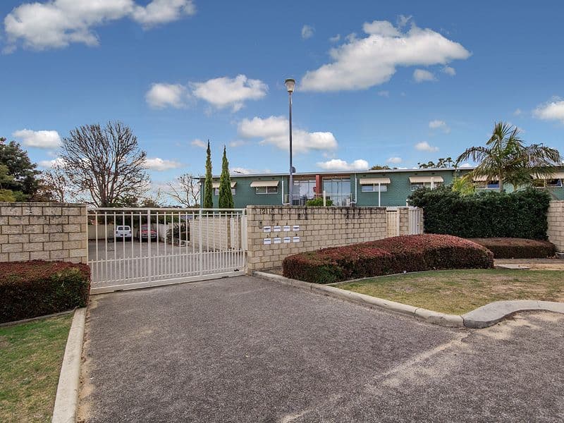 21 Clint Way, Calista WA 6167, Calista - Thumbnail 2