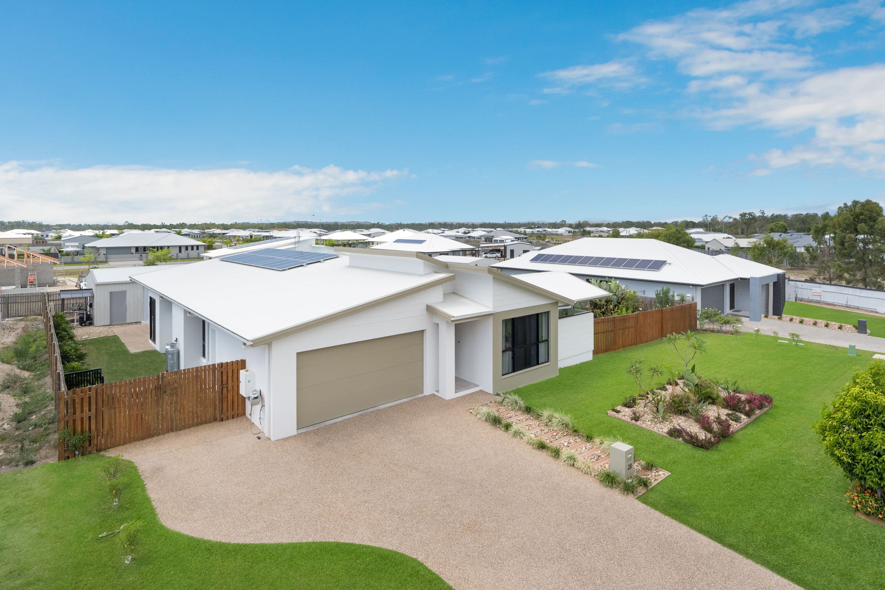 28 Pomelo Street, Jensen QLD 4818, Jensen - Thumbnail 2