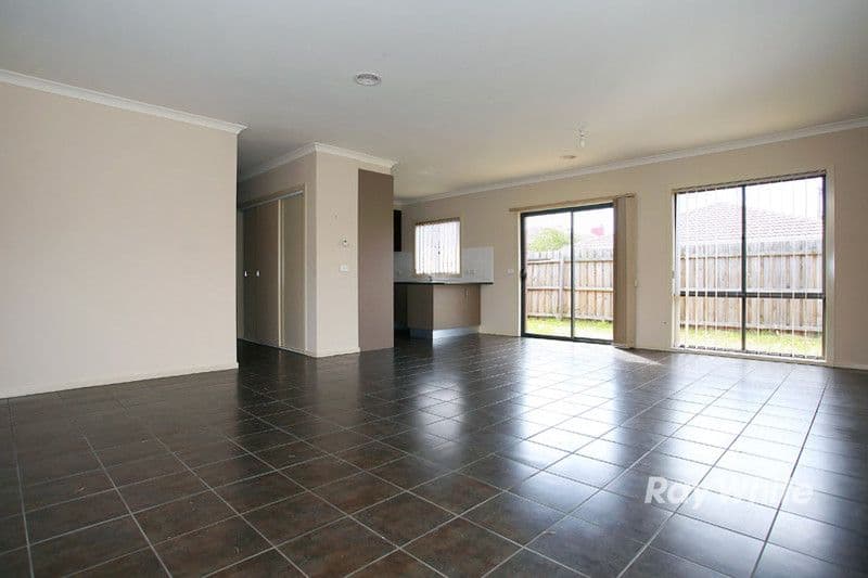 23 Hughes Crescent, DANDENONG NORTH VIC 3175, Dandenong North - Thumbnail 3