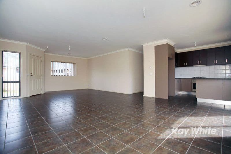 23 Hughes Crescent, DANDENONG NORTH VIC 3175, Dandenong North - Thumbnail 5