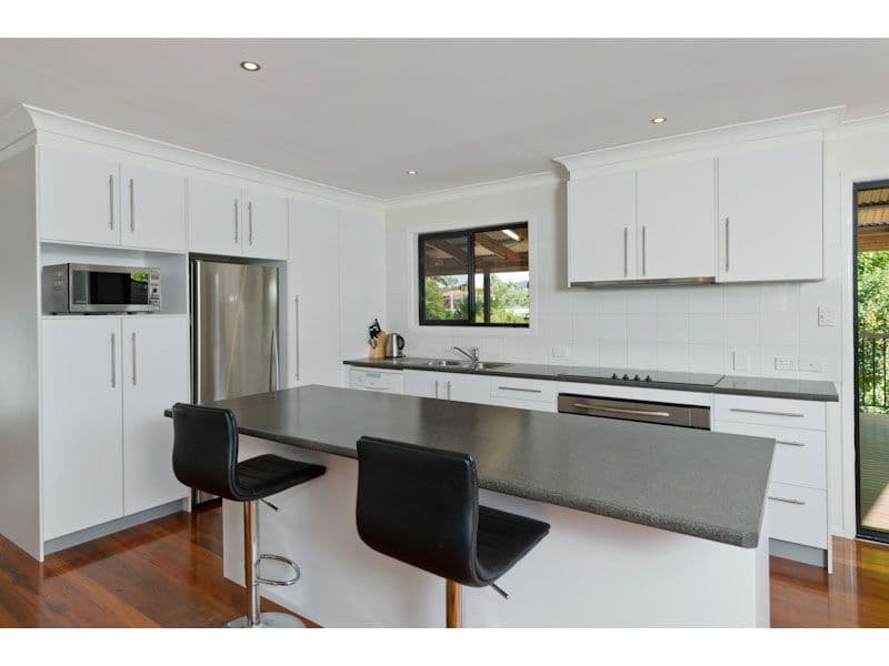 6 Langura Crescent, FERNY HILLS QLD 4055, Ferny Hills - Thumbnail 4