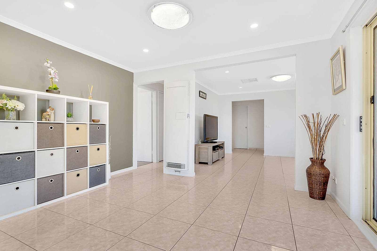 7 Renwick Close, Craigieburn VIC 3064, Craigieburn - Thumbnail 4