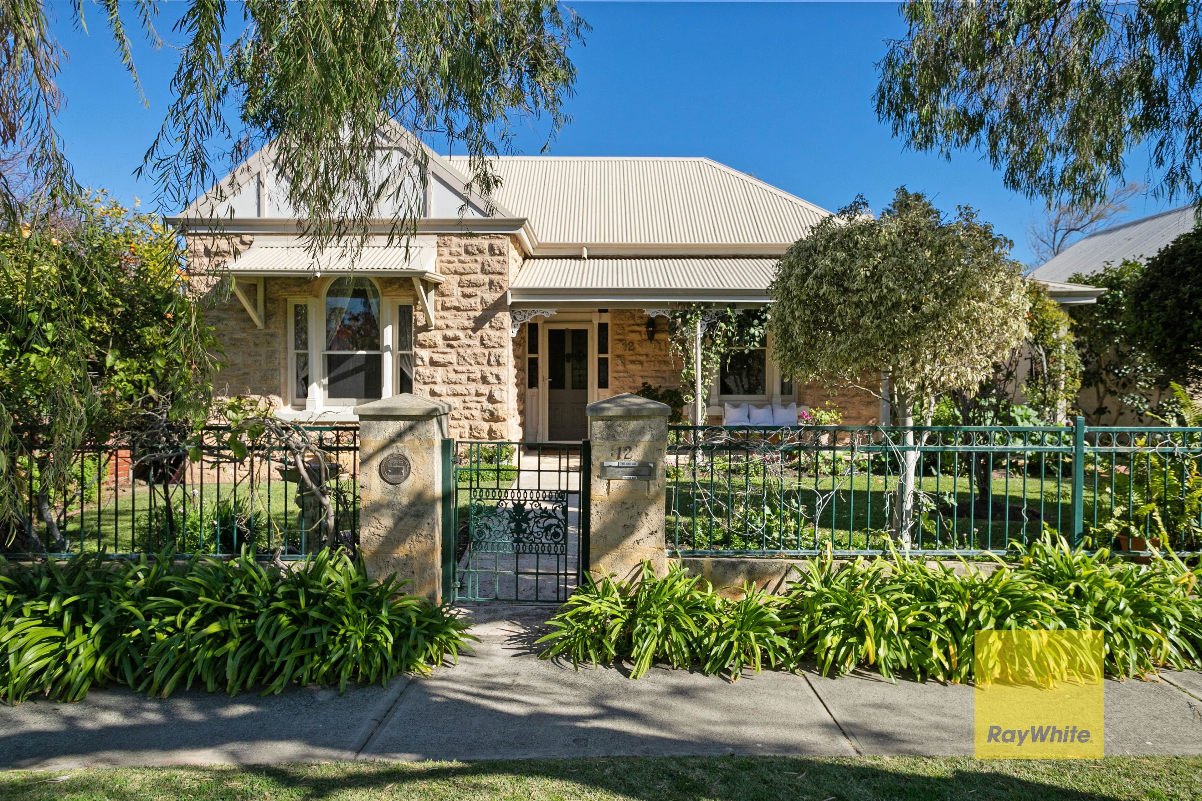 12 Venn Street, Peppermint Grove WA 6011, Peppermint Grove - Thumbnail 2