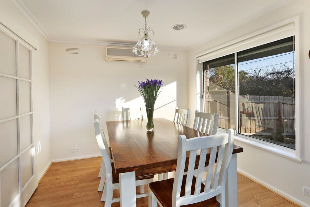 1 Amoore Avenue, Highton VIC 3216, Highton - Thumbnail 4