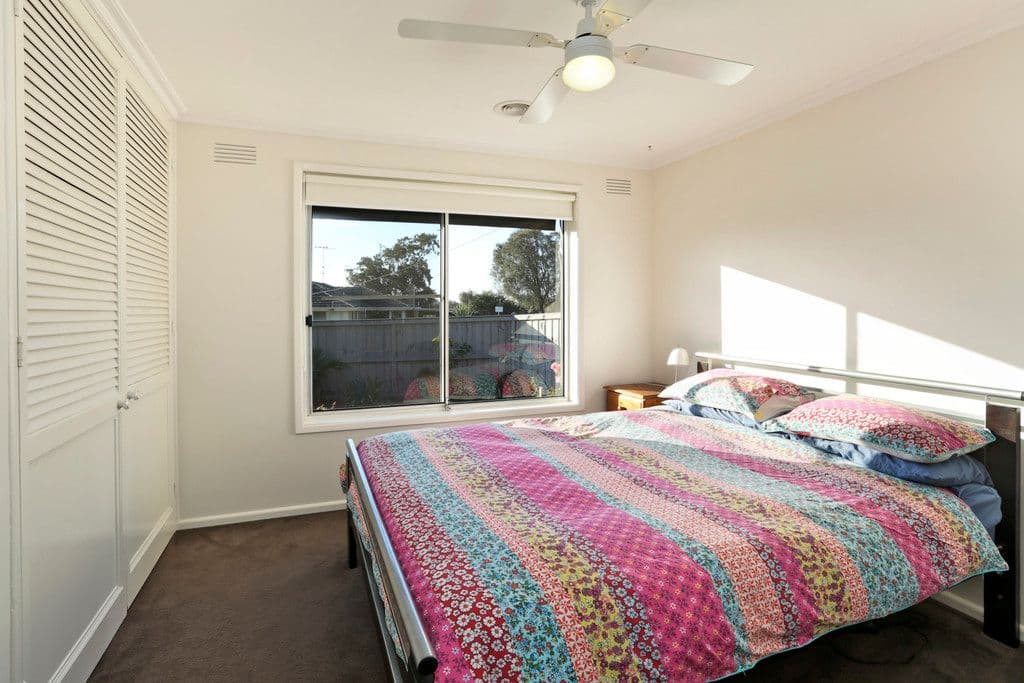 1 Amoore Avenue, Highton VIC 3216, Highton - Thumbnail 8