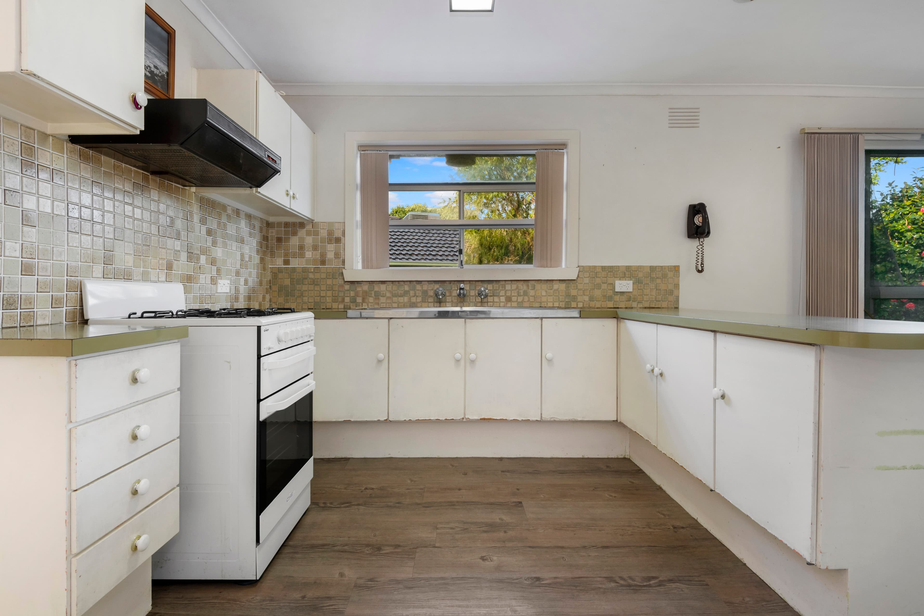 73 Lucerne Crescent, Frankston VIC 3199, Frankston - Thumbnail 5