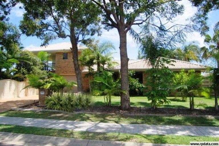 42 Oleander Avenue, SCARNESS QLD 4655, Scarness - Image 1