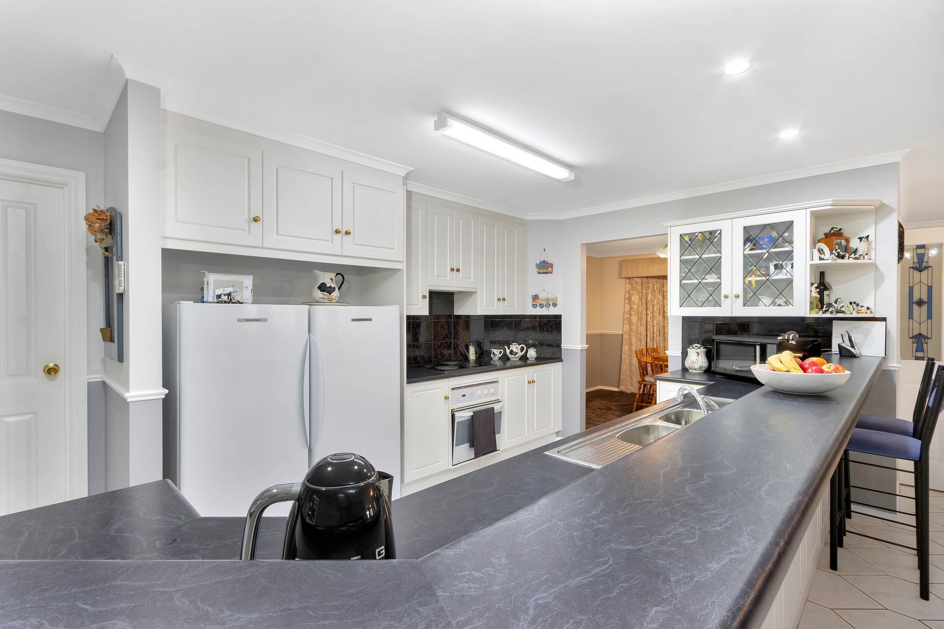 21 Hoffman Avenue, Tanunda SA 5352, Tanunda - Thumbnail 2