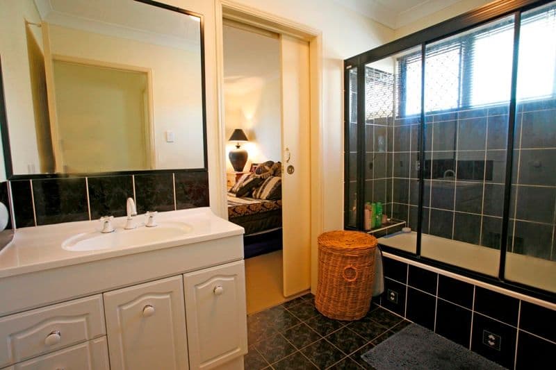 11 Saxby Court, MOUNT LOUISA QLD 4814, Mount Louisa - Thumbnail 4
