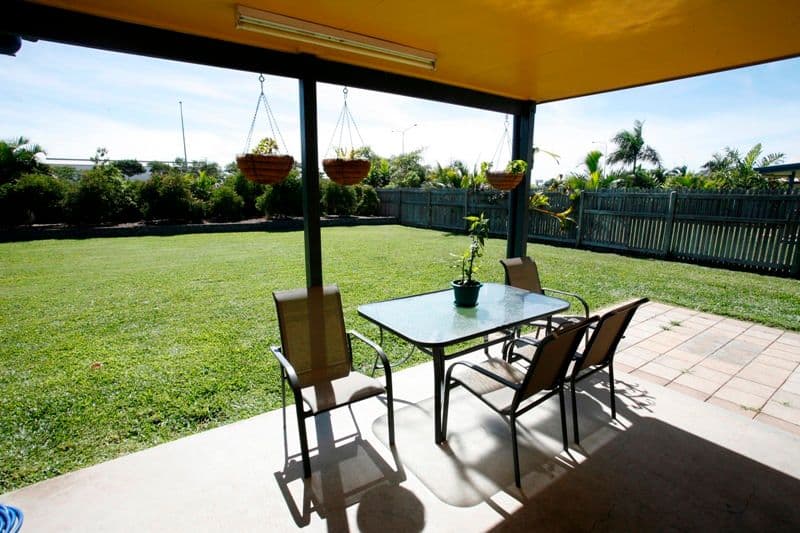 11 Saxby Court, MOUNT LOUISA QLD 4814, Mount Louisa - Thumbnail 5