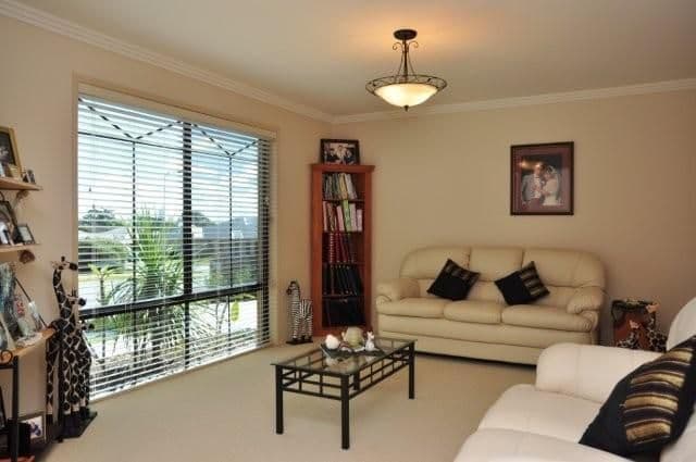 22 Hinchcliffe Drive, KEARNEYS SPRING QLD 4350, Kearneys Spring - Thumbnail 2