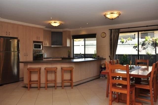 22 Hinchcliffe Drive, KEARNEYS SPRING QLD 4350, Kearneys Spring - Thumbnail 4