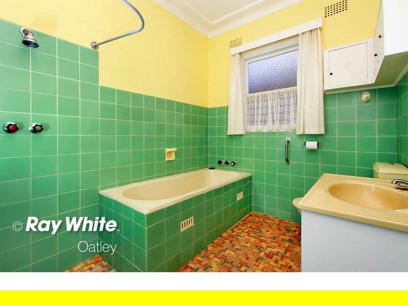 62 Lansdowne Parade, OATLEY NSW 2223, Oatley - Thumbnail 7