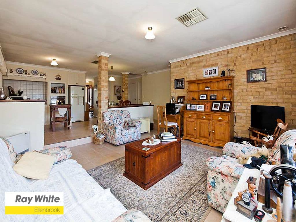 17 Midsummer Circle, ELLENBROOK WA 6069, Ellenbrook - Image 1
