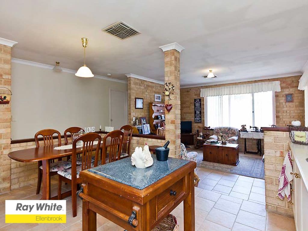 17 Midsummer Circle, ELLENBROOK WA 6069, Ellenbrook - Thumbnail 6