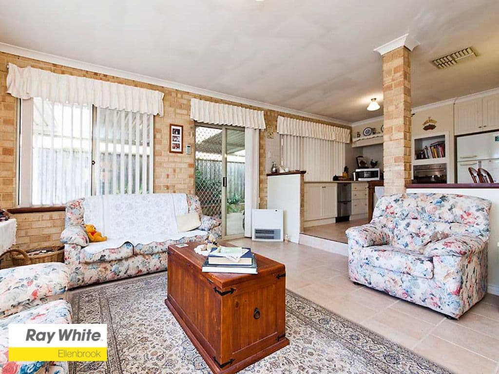 17 Midsummer Circle, ELLENBROOK WA 6069, Ellenbrook - Thumbnail 7