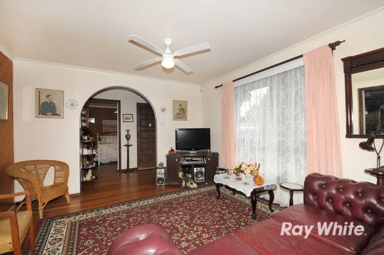 19 Fenfield Street, CRANBOURNE VIC 3977, Cranbourne - Thumbnail 6
