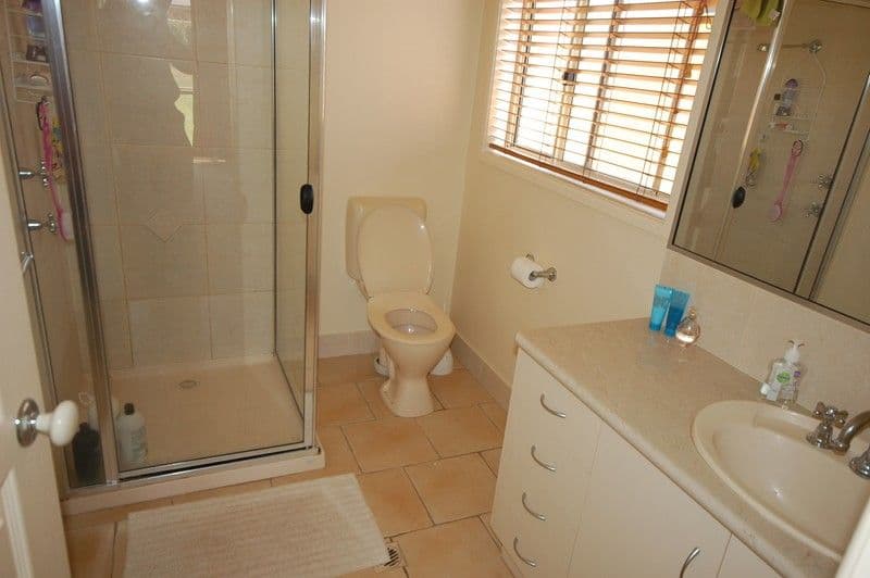 13 Montrose Drive, GRIFFITH NSW 2680, Griffith - Thumbnail 6