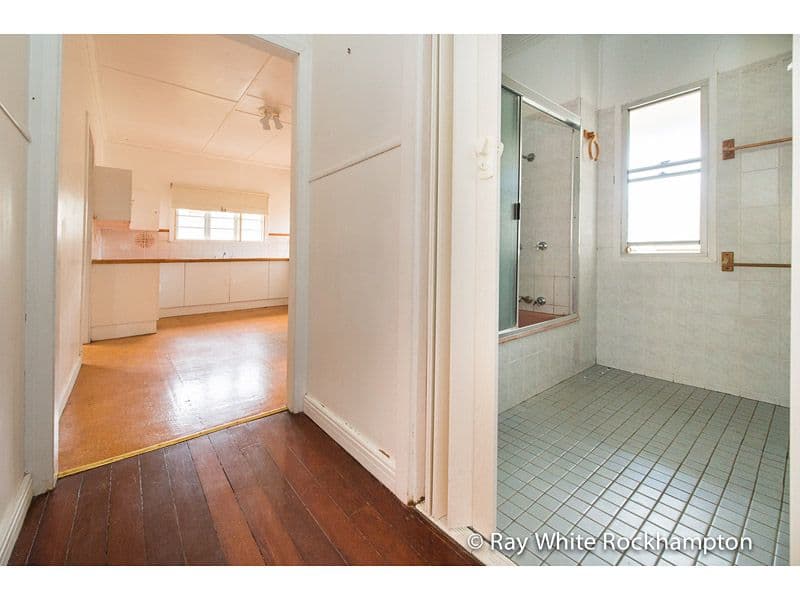 19 Peterson Street, WEST ROCKHAMPTON QLD 4700, West Rockhampton - Thumbnail 3