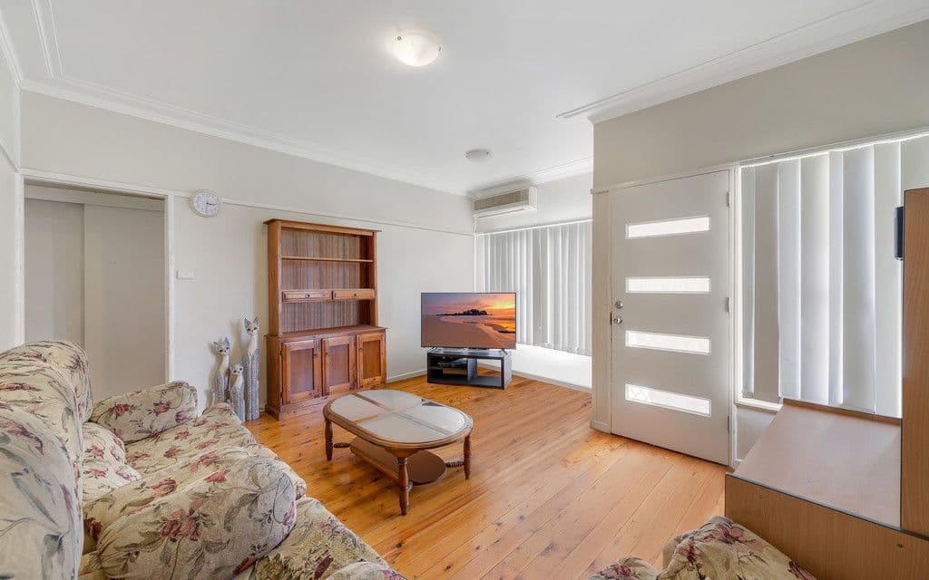 19 Bland Street, Bradbury NSW 2560, Bradbury - Thumbnail 2