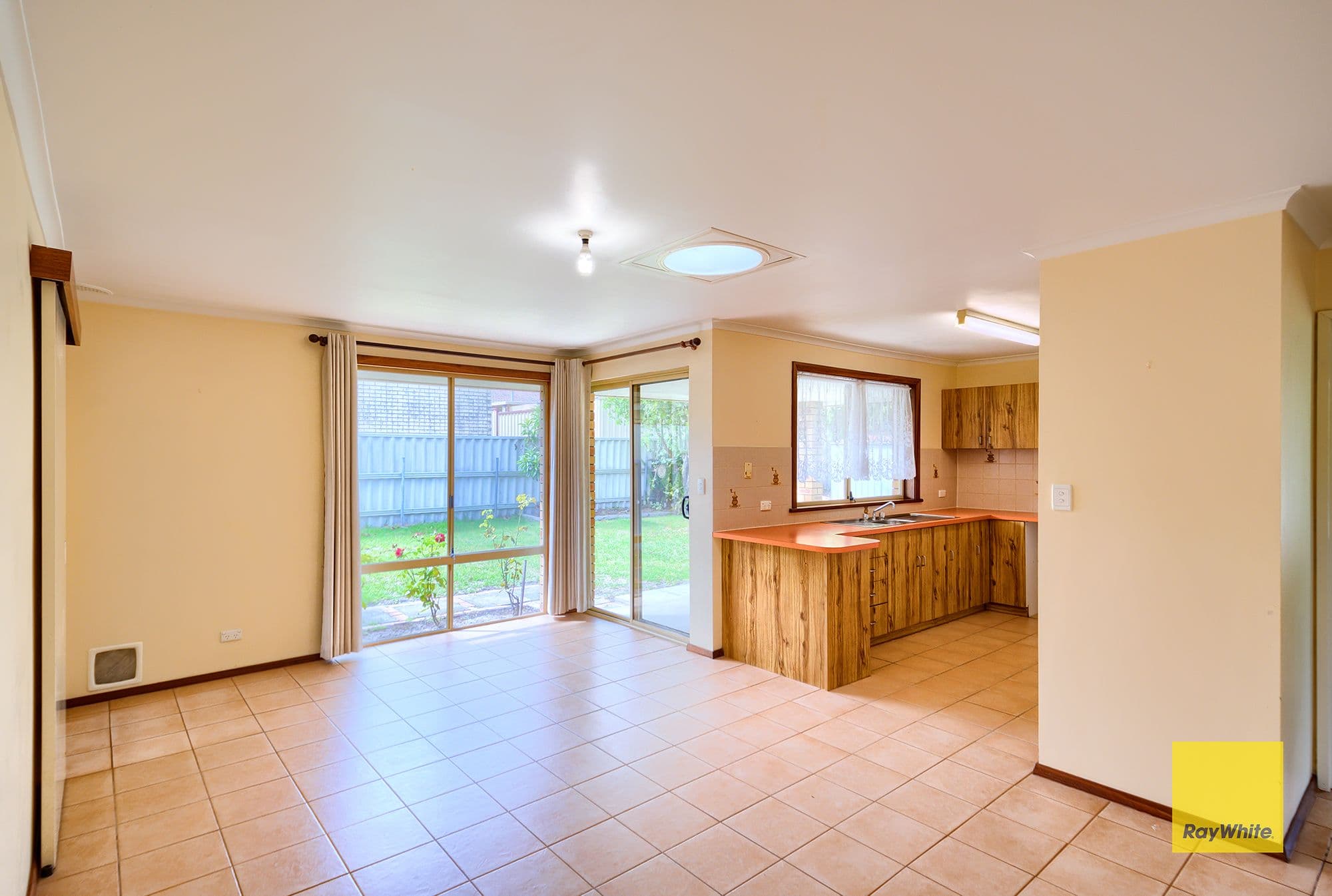 43 Erindale Court, Yakamia WA 6330, Yakamia - Thumbnail 5