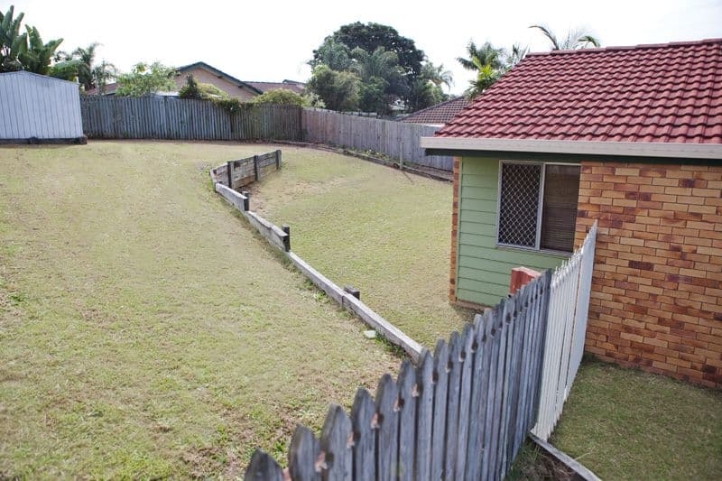 42 Pandeen Road, ROCHEDALE SOUTH QLD 4123, Rochedale South - Thumbnail 4