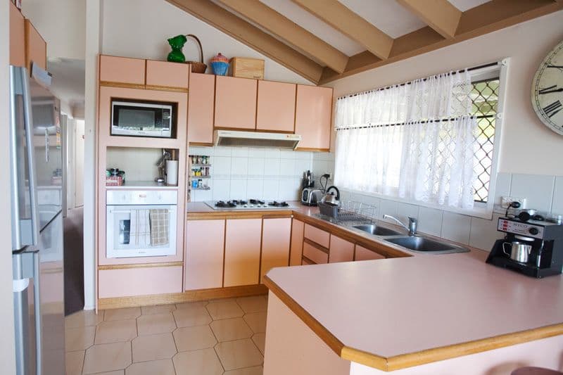 42 Pandeen Road, ROCHEDALE SOUTH QLD 4123, Rochedale South - Thumbnail 6