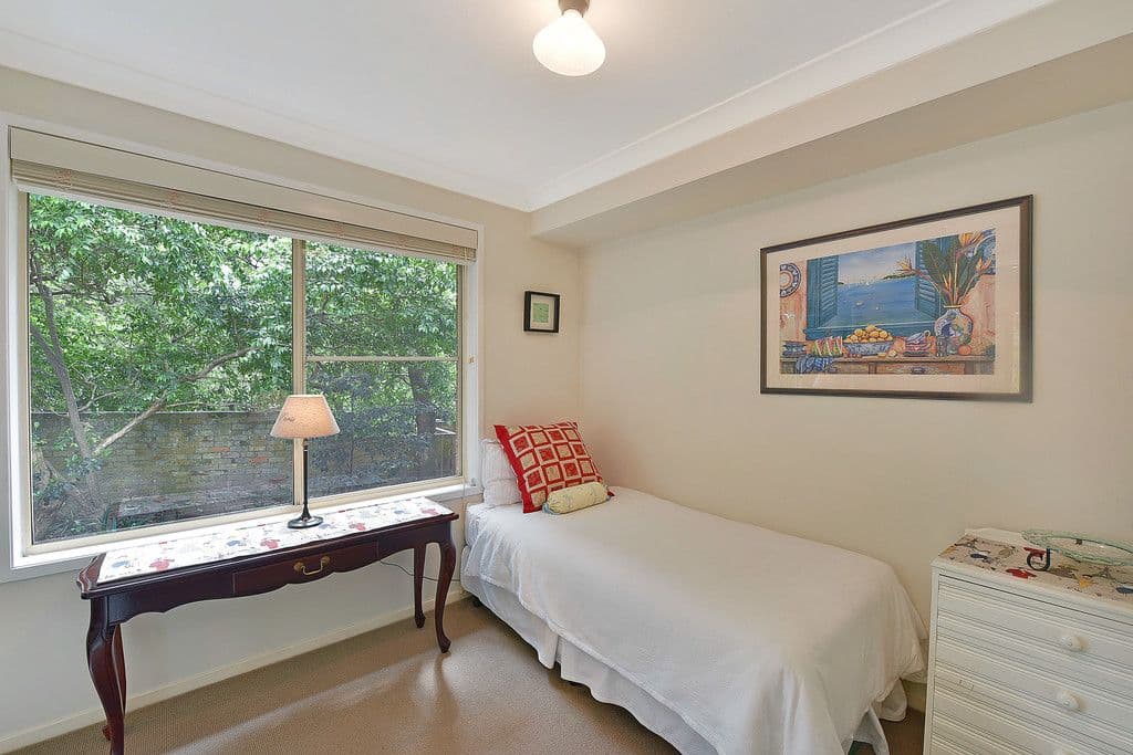 1 Stuart Avenue, Normanhurst - Thumbnail 8