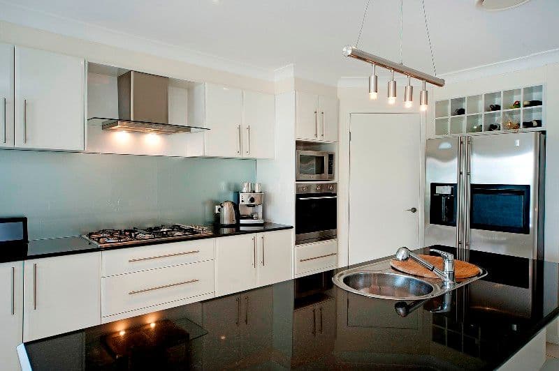 6 Fleetwood Court, HELENSVALE QLD 4212, Helensvale - Thumbnail 4