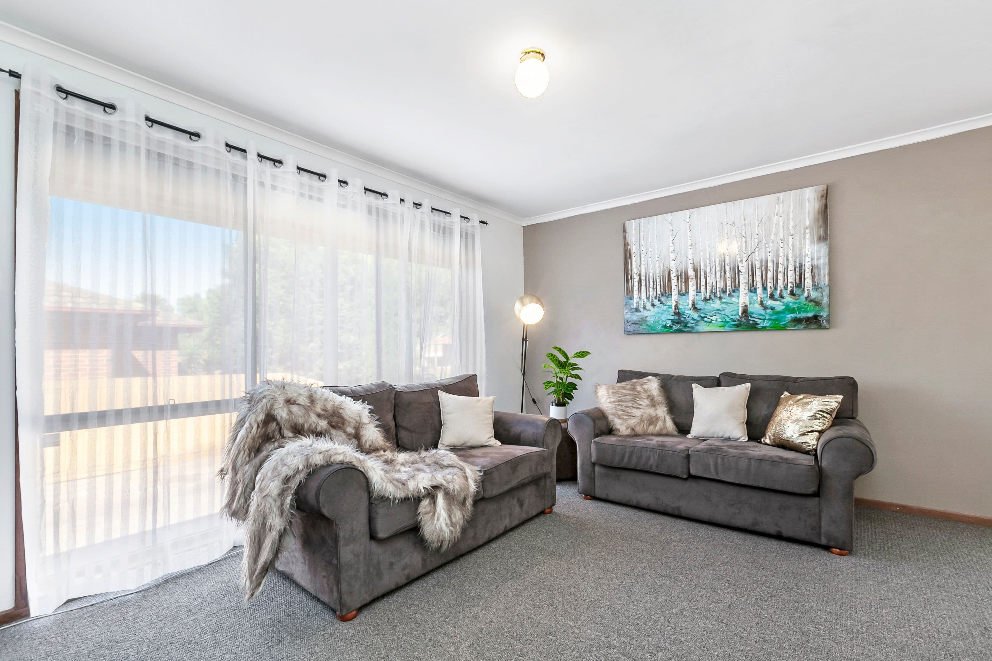 15 Chestnut Road, Mill Park VIC 3082, Mill Park - Thumbnail 2