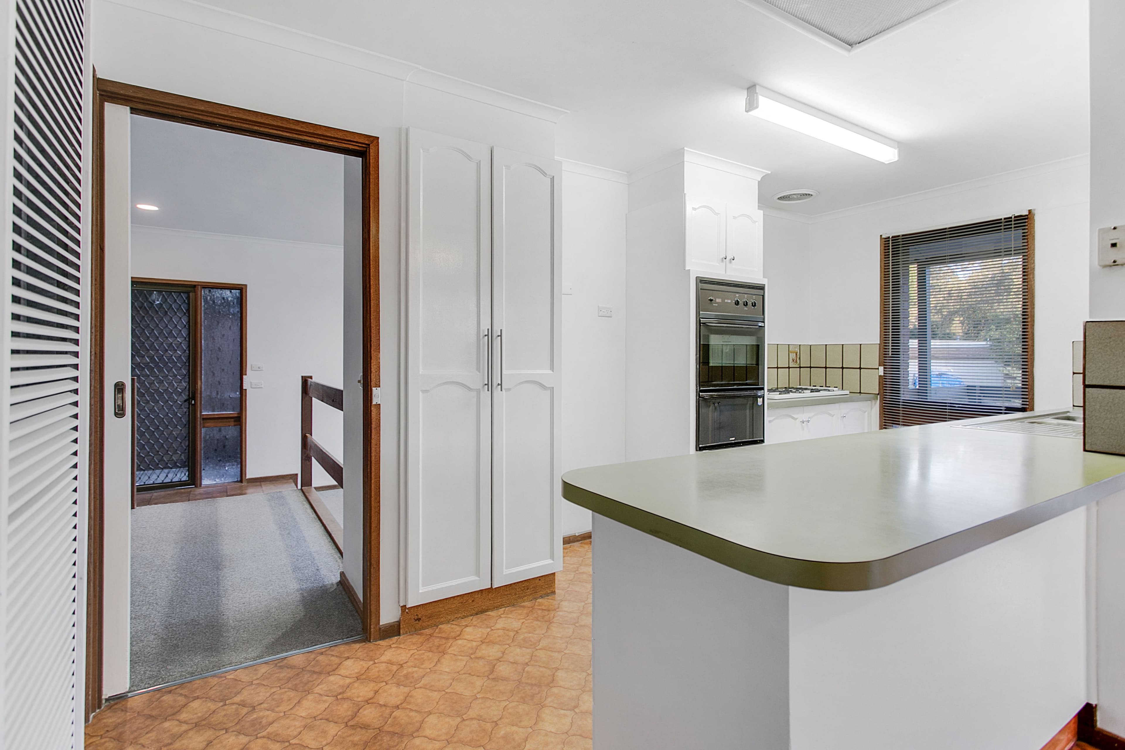 6 Melaleuca Court, Frankston VIC 3199, Frankston - Thumbnail 4