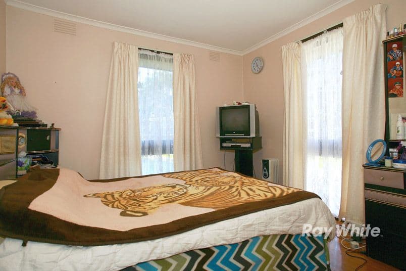 5 Gumbuya Close, EUMEMMERRING VIC 3177, Eumemmerring - Thumbnail 8
