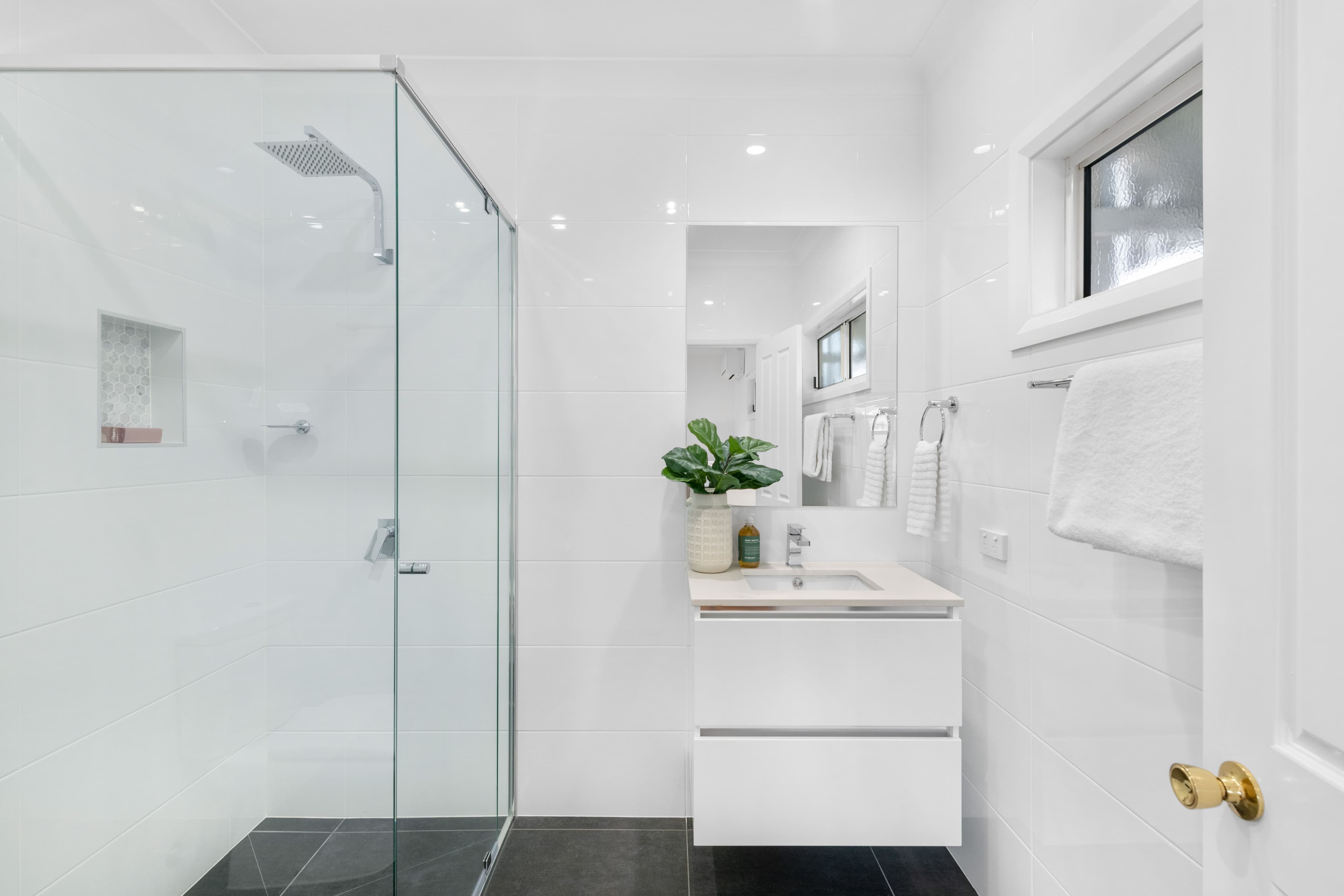 52 Beatrice Street, Bardon QLD 4065, Bardon - Thumbnail 7