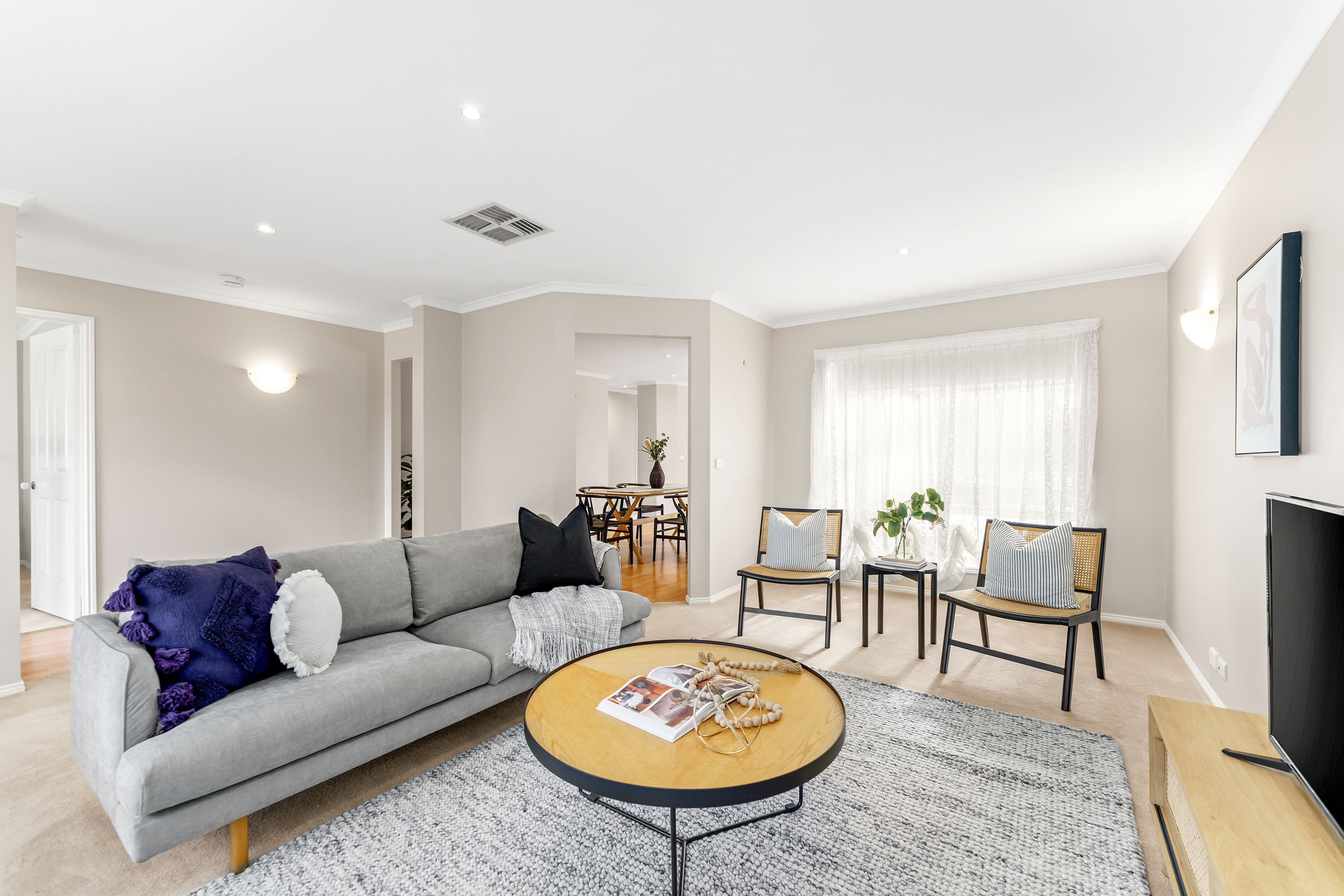 4 Merton Close, Sunbury VIC 3429, Sunbury - Thumbnail 2