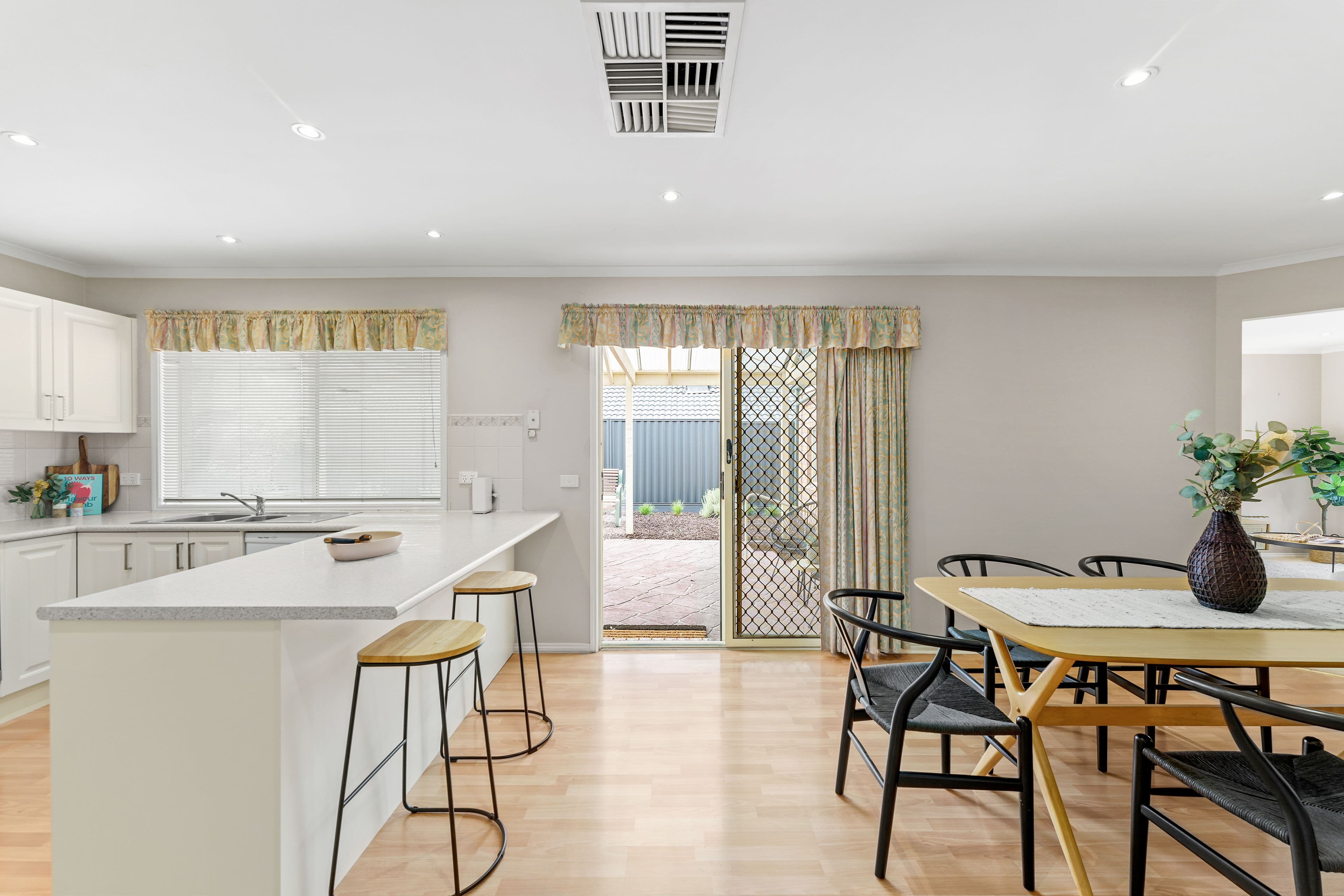 4 Merton Close, Sunbury VIC 3429, Sunbury - Thumbnail 5