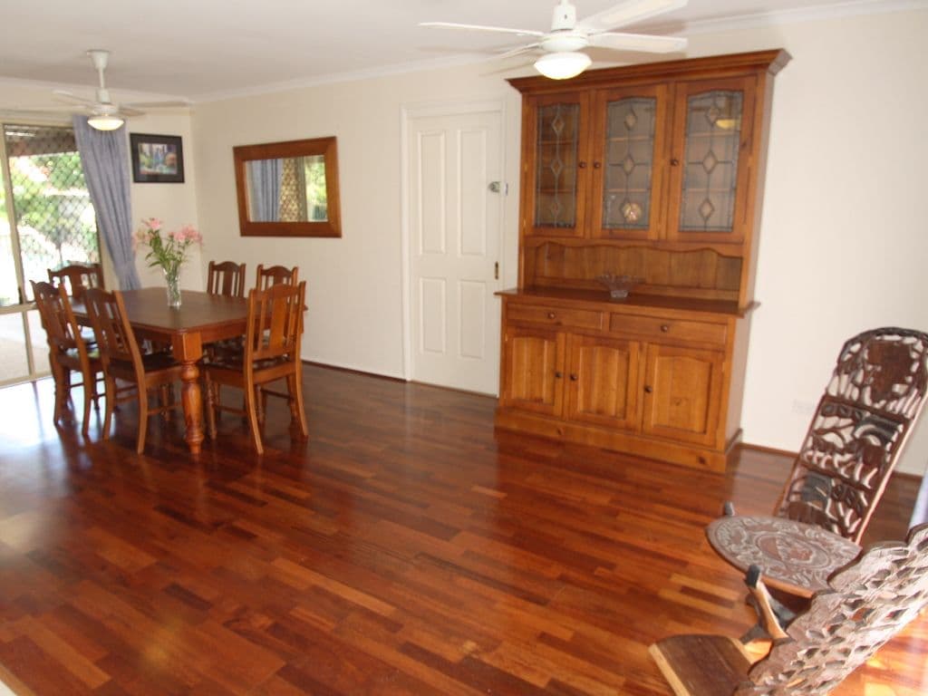 33 Kirralee Crescent, UPPER KEDRON QLD 4055, Upper Kedron - Thumbnail 2