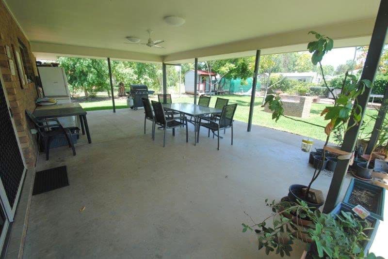 2 Gum Street, Barcaldine QLD 4725, Barcaldine - Thumbnail 5