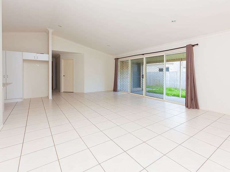 94 Albert Street, Goodna QLD 4300, Goodna - Thumbnail 3