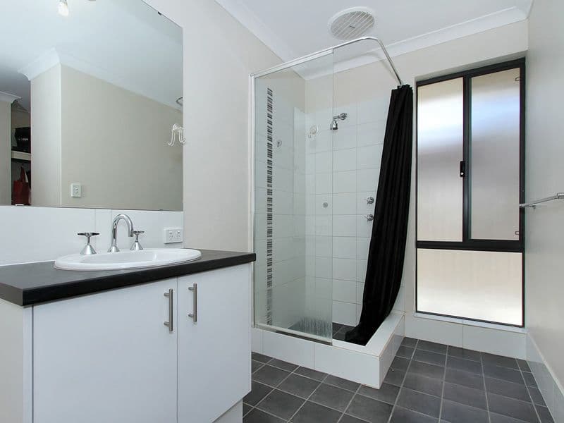 12 Berlin Drive, WANNEROO WA 6065, Wanneroo - Thumbnail 7