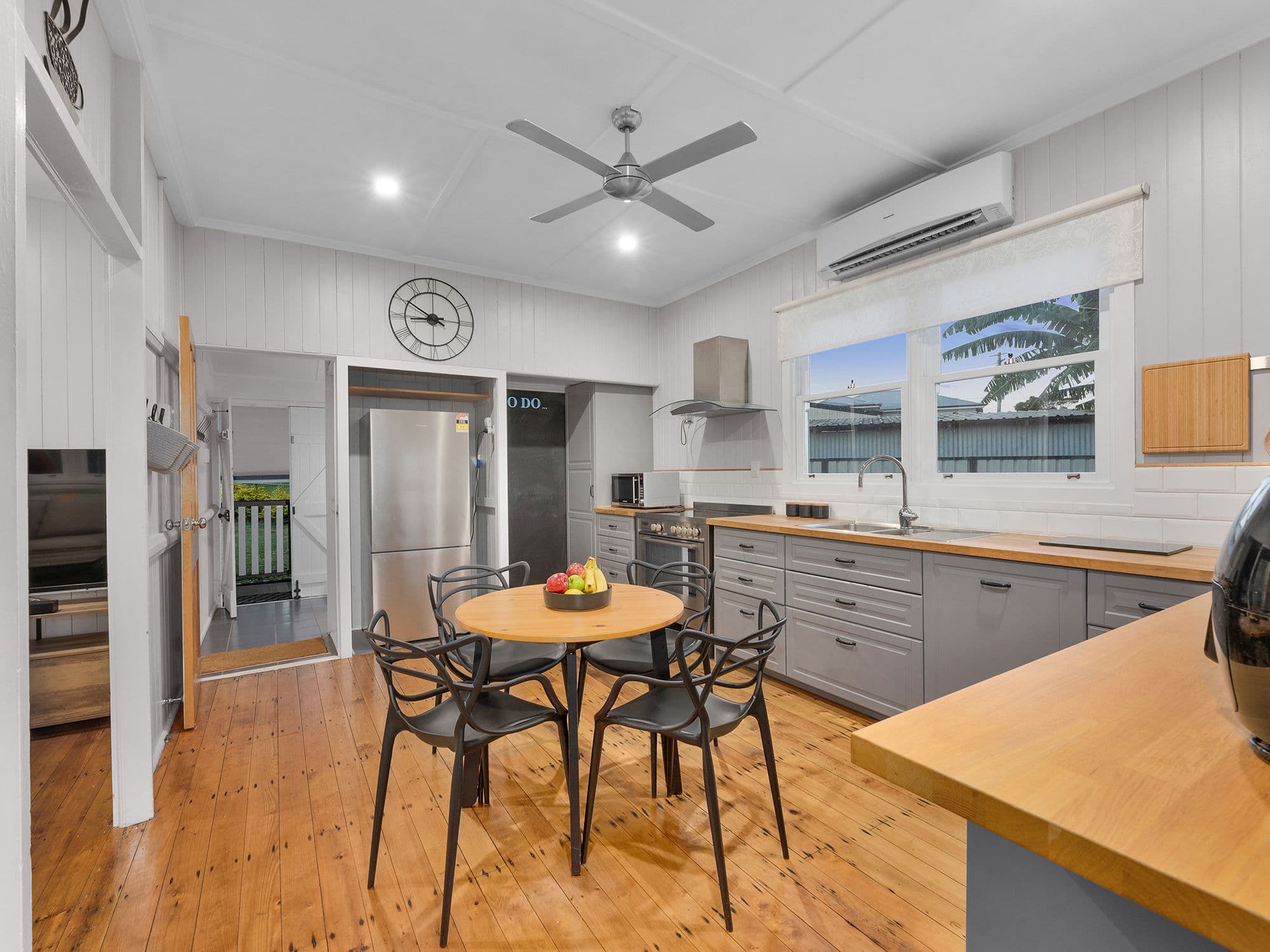1 Creek Street, Silkstone QLD 4304, Silkstone - Thumbnail 5