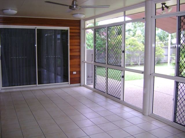 3 Seaside Place, BLACKS BEACH QLD 4740, Blacks Beach - Thumbnail 5