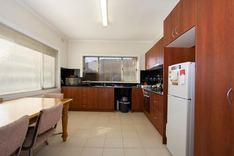 10 Mackie Road, BENTLEIGH EAST VIC 3165, Bentleigh East - Thumbnail 3