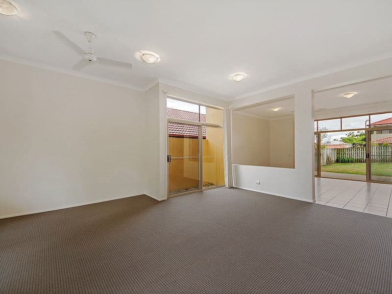 2 Hillbrook Place, VARSITY LAKES QLD 4227, Varsity Lakes - Thumbnail 4