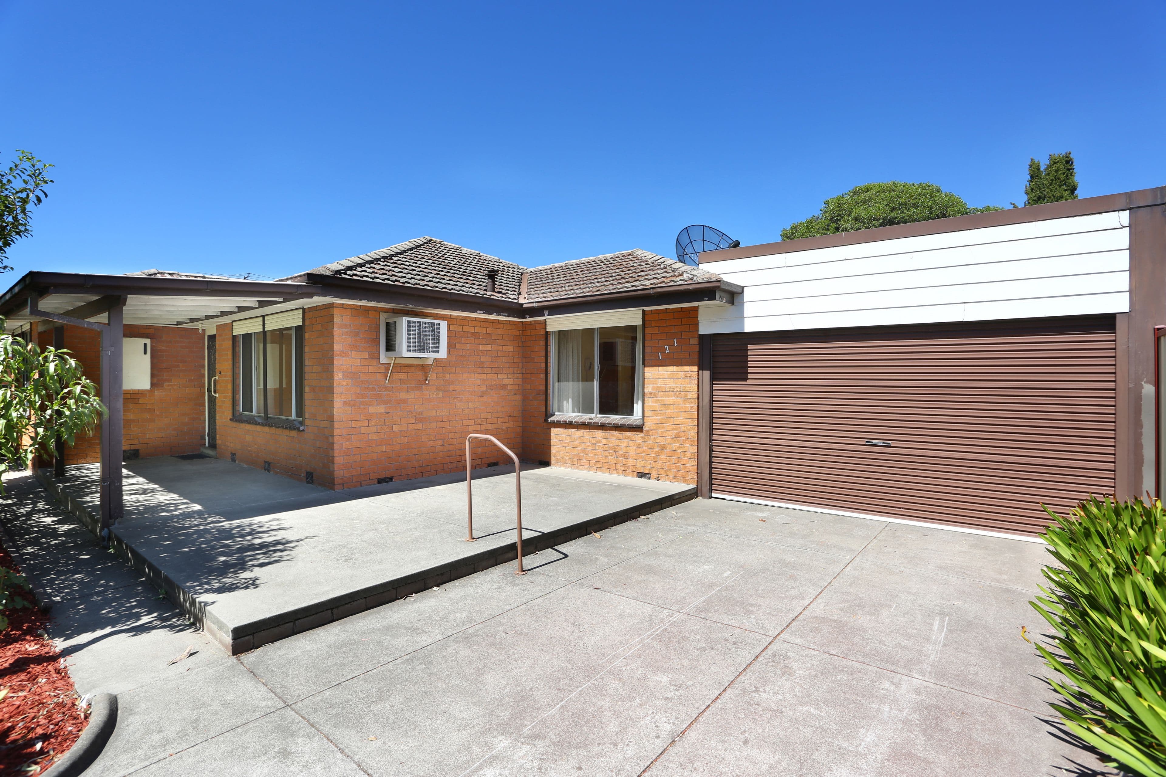 121 Alexander Avenue, Thomastown VIC 3074, Thomastown - Thumbnail 2