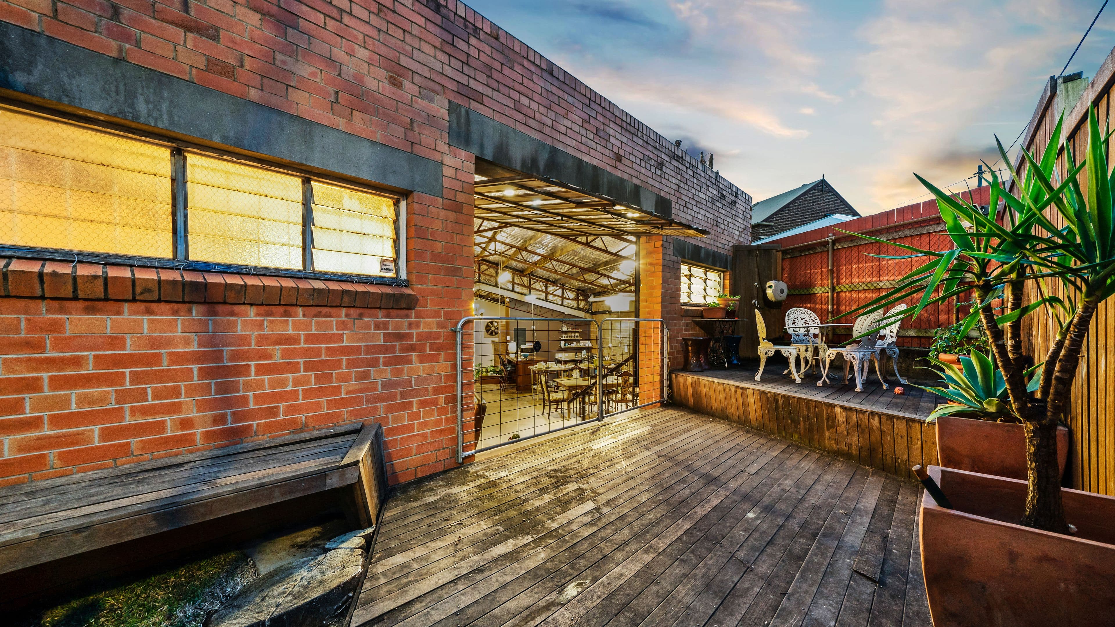 133 Fortescue Street, Spring Hill QLD 4000, Spring Hill - Thumbnail 3