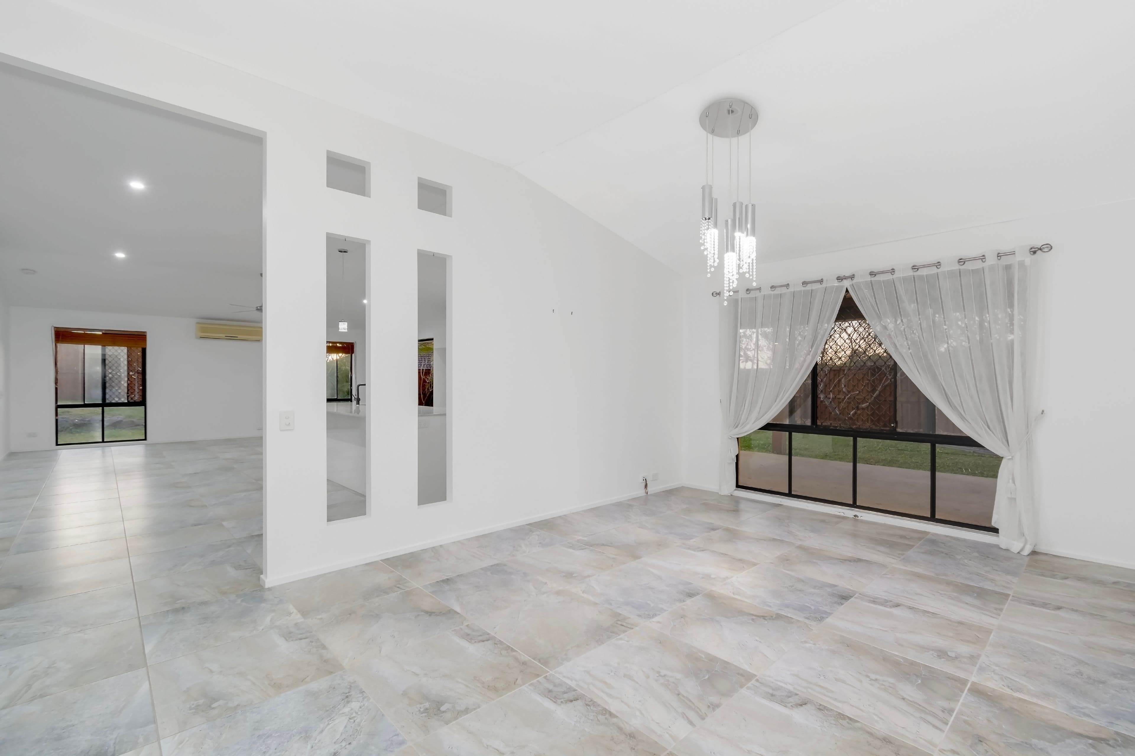 30 Buffalo Crescent, Pacific Pines QLD 4211, Pacific Pines - Thumbnail 4