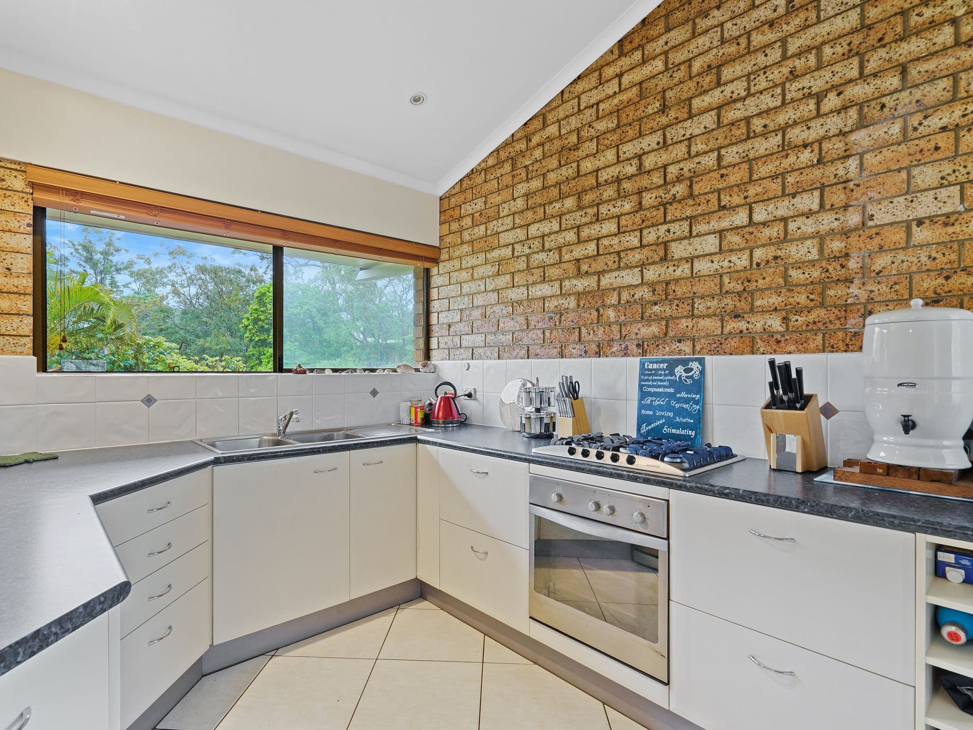 46 Ferndale Street, Annerley QLD 4103, Annerley - Thumbnail 4