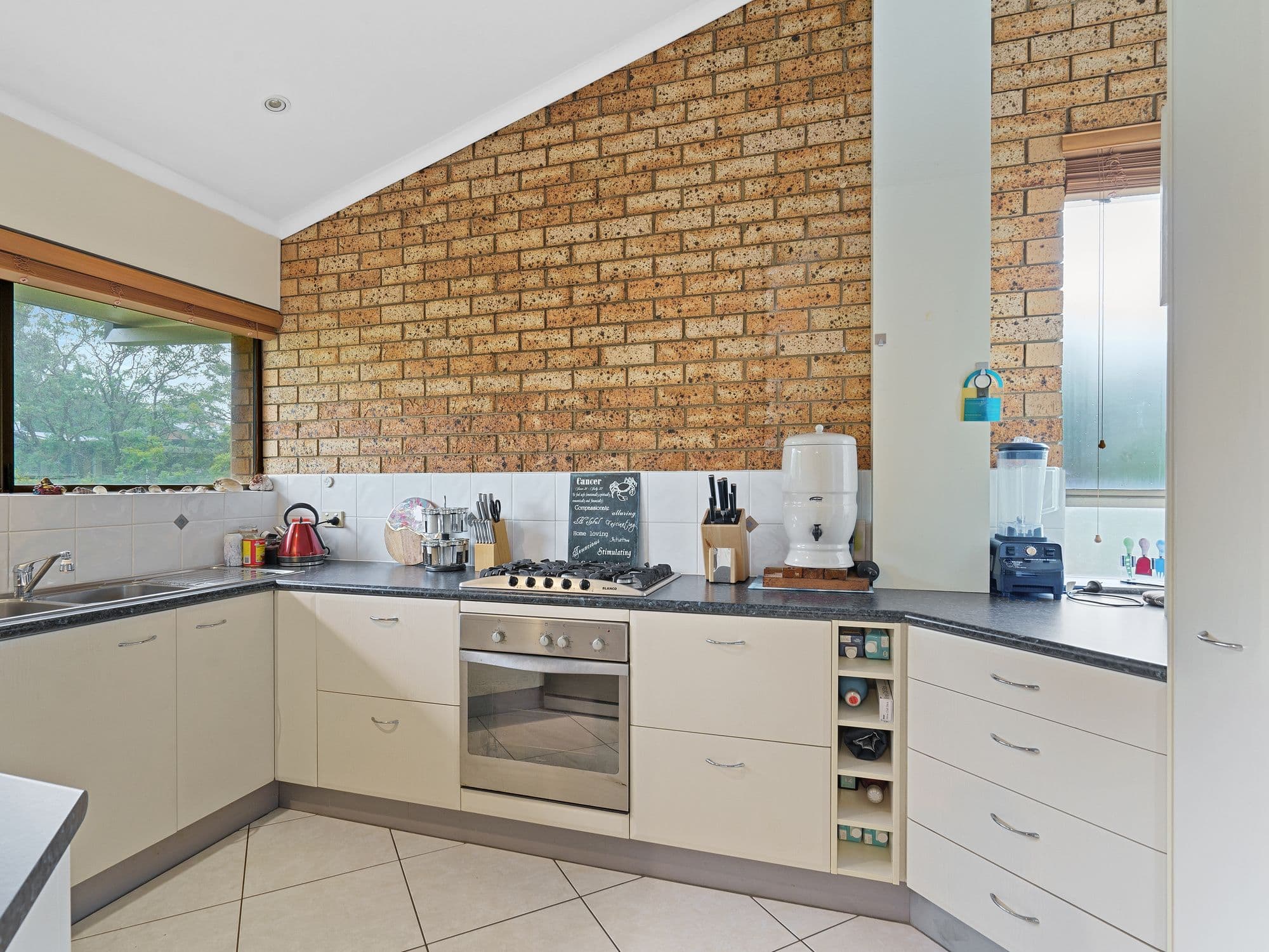 46 Ferndale Street, Annerley QLD 4103, Annerley - Thumbnail 5